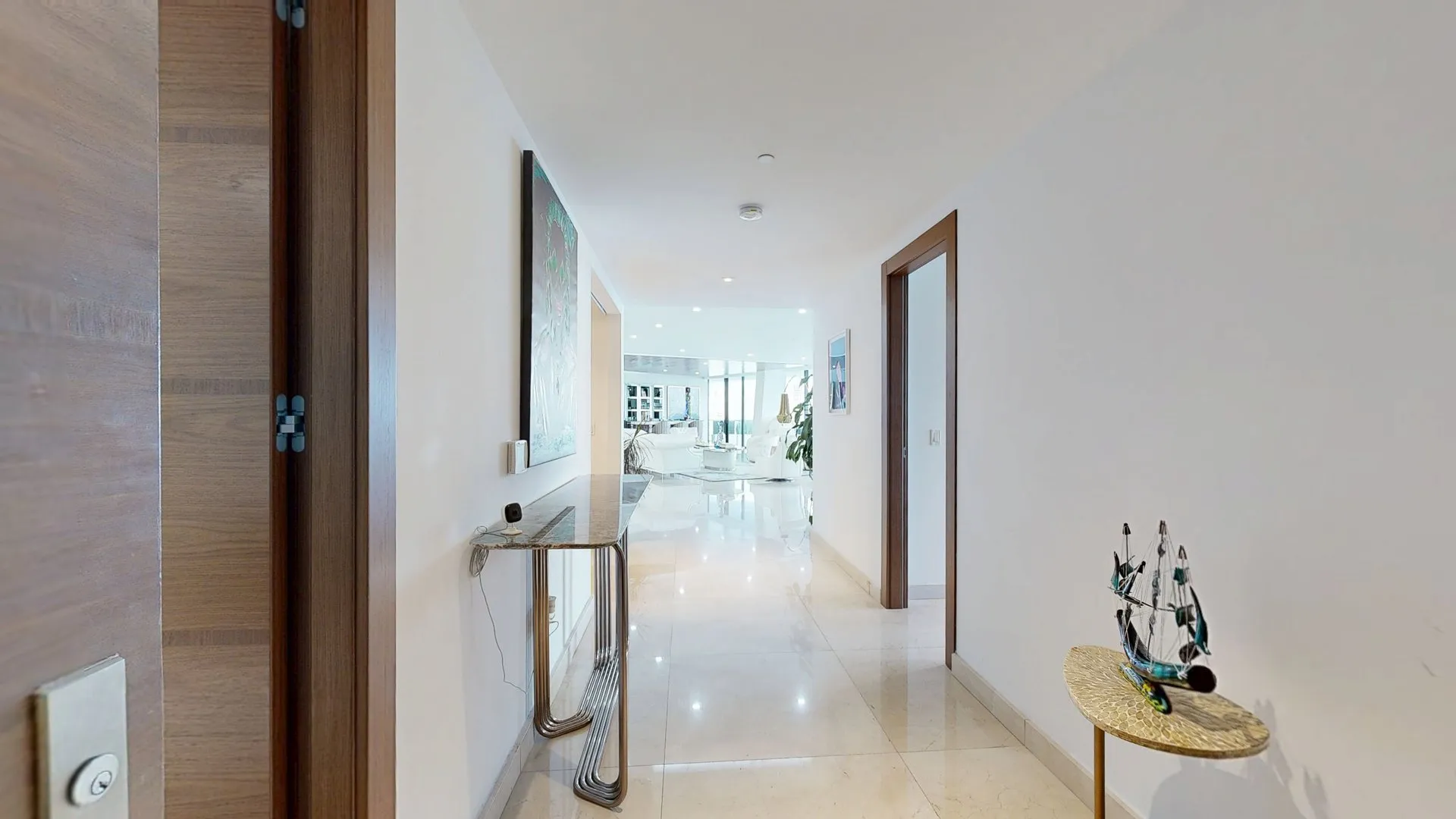 Luxury penthouse in Miami captured as a 3D virtual tour